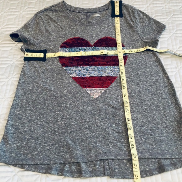 Heart to Blue Smiley Face Sequin Tee fits like Ladies Small - Picture 4 of 7